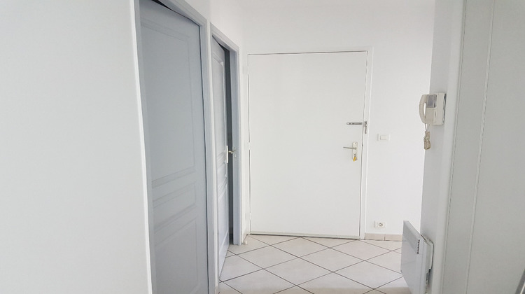 Ma-Cabane - Location Appartement LAMBALLE, 44 m²