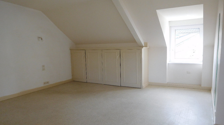 Ma-Cabane - Location Appartement LAMBALLE, 67 m²