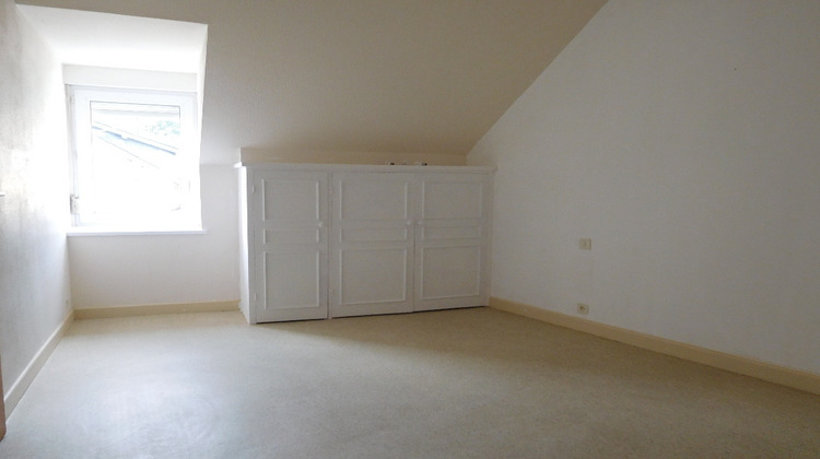 Ma-Cabane - Location Appartement LAMBALLE, 67 m²