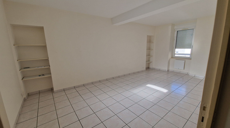 Ma-Cabane - Location Appartement LAMBALLE, 42 m²