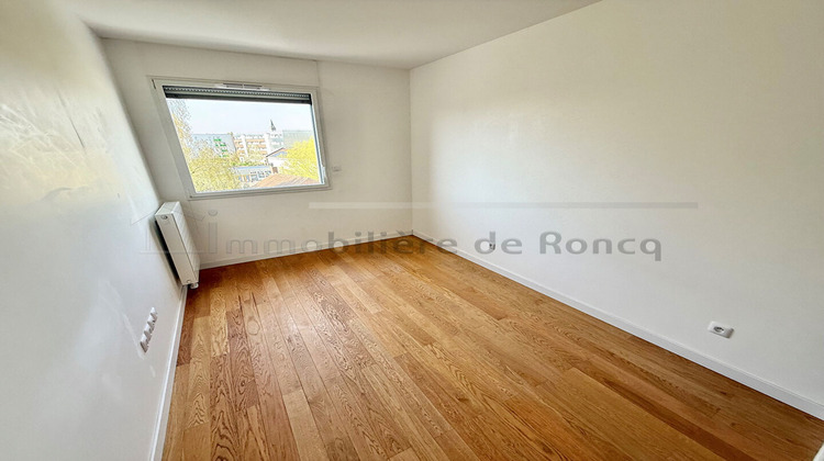 Ma-Cabane - Location Appartement LAMBERSART, 77 m²