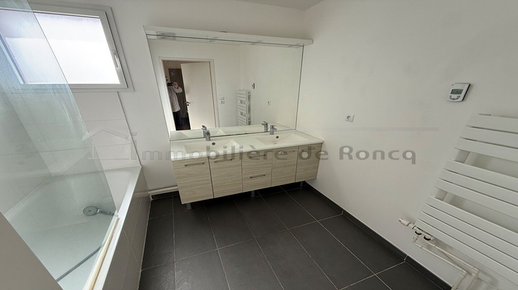 Ma-Cabane - Location Appartement LAMBERSART, 77 m²
