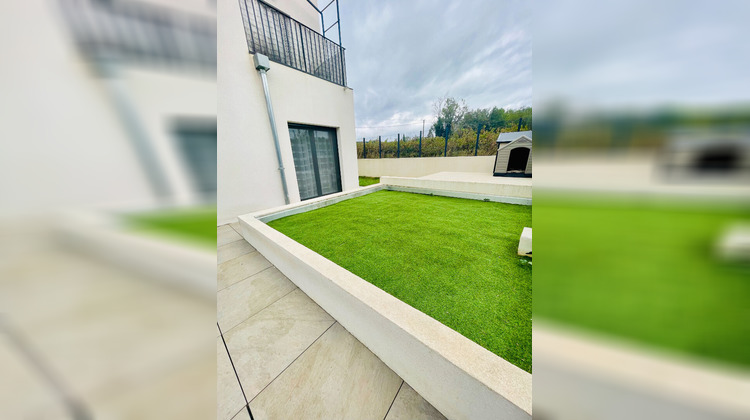 Ma-Cabane - Location Appartement LAMBESC, 62 m²