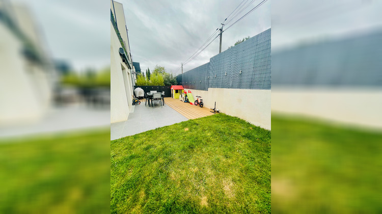 Ma-Cabane - Location Appartement LAMBESC, 62 m²