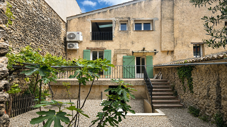 Ma-Cabane - Location Appartement LAMBESC, 72 m²