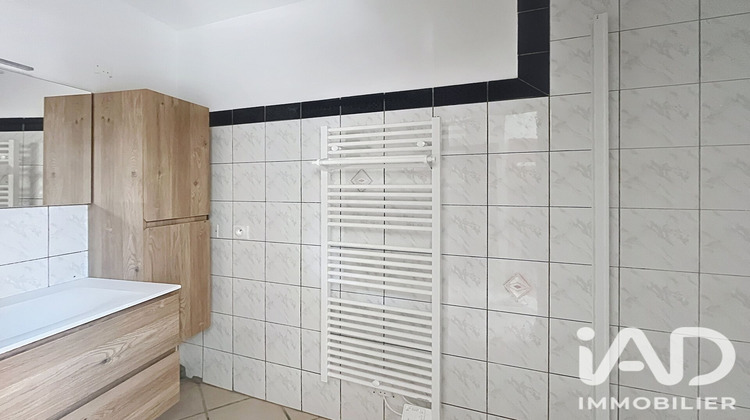 Ma-Cabane - Location Appartement Lambesc, 50 m²