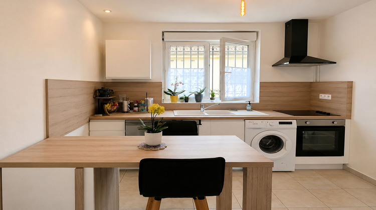 Ma-Cabane - Location Appartement LAMORLAYE, 52 m²