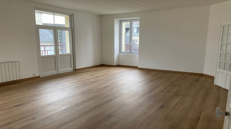 Ma-Cabane - Location Appartement LANDIVISIAU, 74 m²