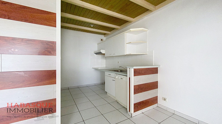 Ma-Cabane - Location Appartement LANDIVISIAU, 33 m²