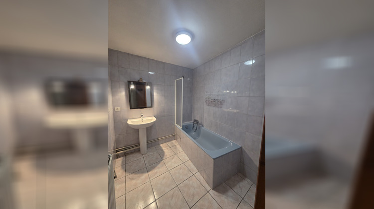 Ma-Cabane - Location Appartement Langoiran, 64 m²