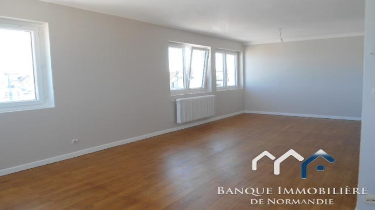 Ma-Cabane - Location Appartement LANGRUNE-SUR-MER, 86 m²