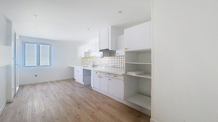 Ma-Cabane - Location Appartement LARAGNE-MONTEGLIN, 84 m²