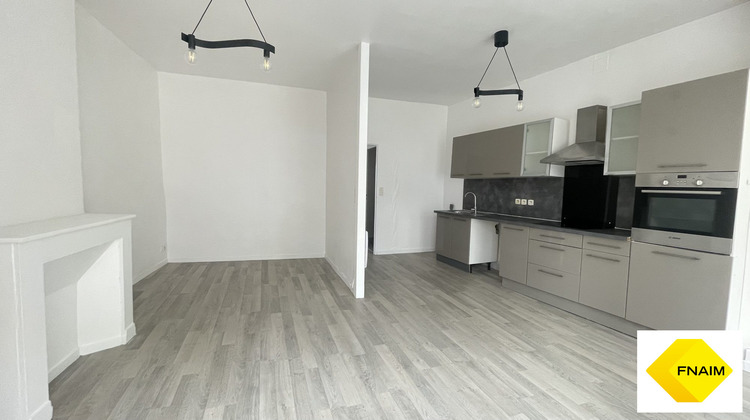 Ma-Cabane - Location Appartement Laroque-Timbaut, 95 m²