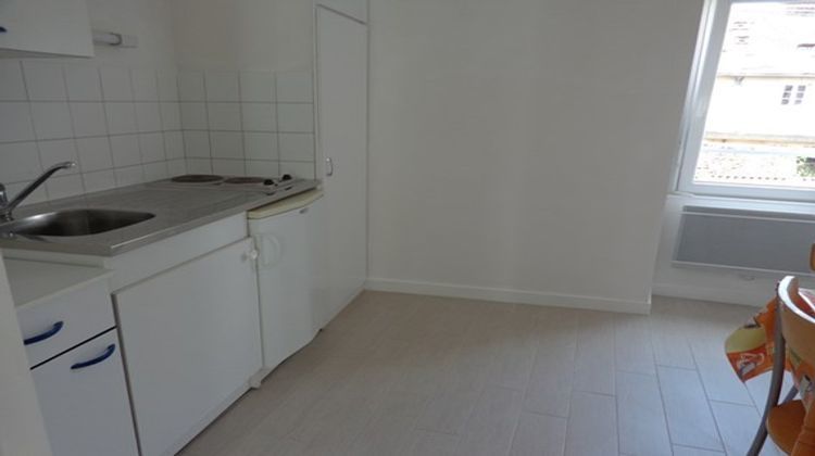 Ma-Cabane - Location Appartement Laval, 20 m²