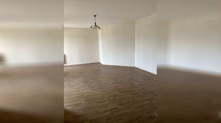 Ma-Cabane - Location Appartement Laval, 75 m²