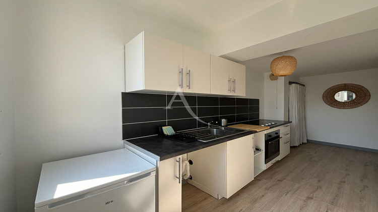 Ma-Cabane - Location Appartement LAVAL, 44 m²