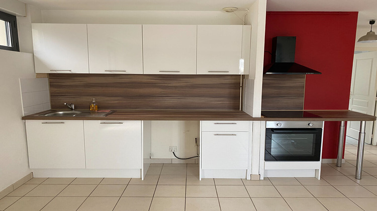 Ma-Cabane - Location Appartement LAVAL, 64 m²