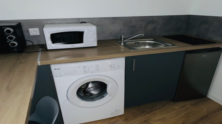 Ma-Cabane - Location Appartement Laval, 20 m²