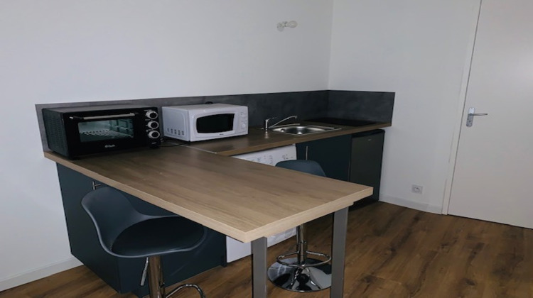 Ma-Cabane - Location Appartement Laval, 20 m²