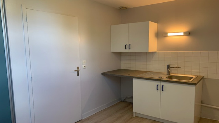 Ma-Cabane - Location Appartement Laval, 60 m²