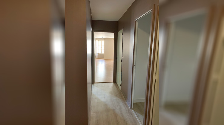 Ma-Cabane - Location Appartement Laval, 60 m²