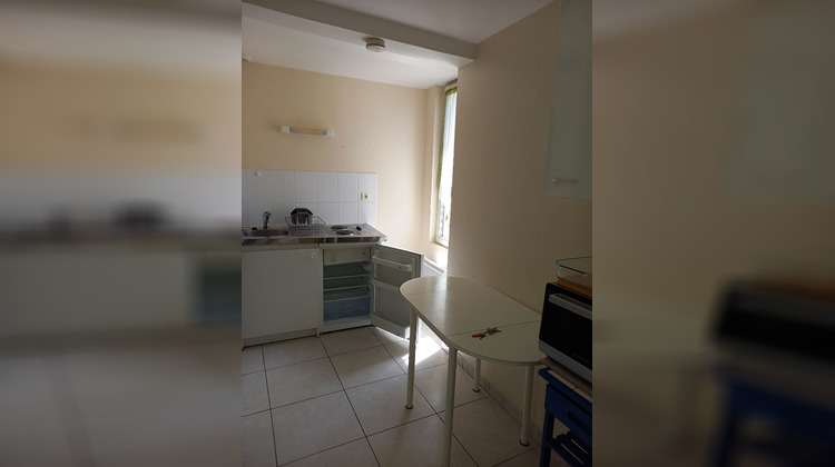 Ma-Cabane - Location Appartement LAVAL, 24 m²