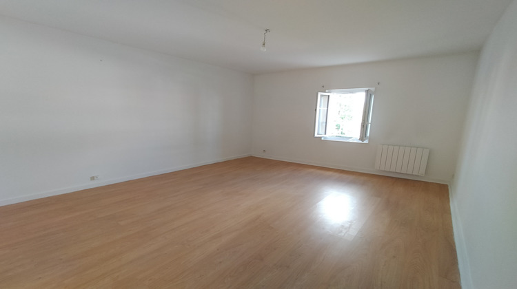 Ma-Cabane - Location Appartement Laval, 40 m²