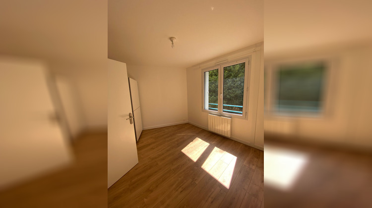Ma-Cabane - Location Appartement LAVAL, 47 m²