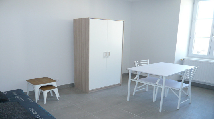 Ma-Cabane - Location Appartement LAVAL, 18 m²