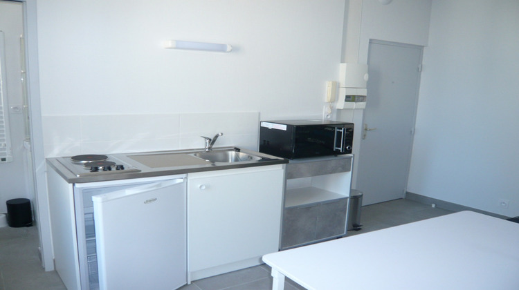 Ma-Cabane - Location Appartement LAVAL, 18 m²