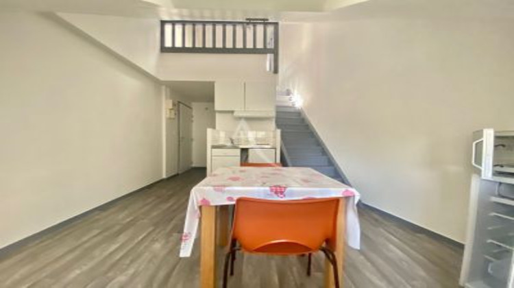 Ma-Cabane - Location Appartement LAVAL, 23 m²