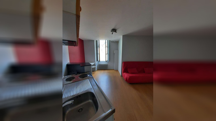 Ma-Cabane - Location Appartement LAVAL, 16 m²
