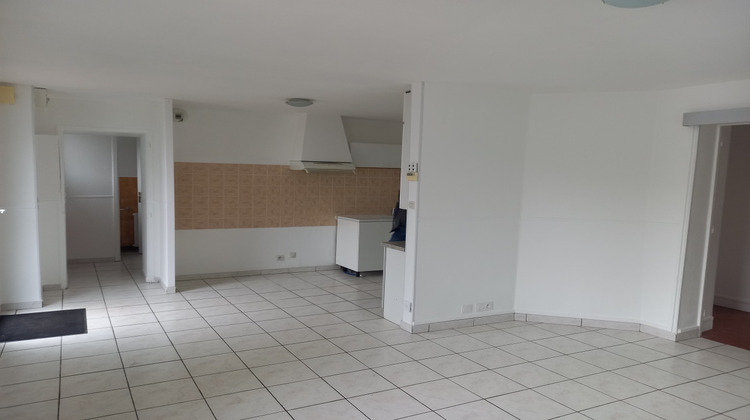 Ma-Cabane - Location Appartement LAVAL, 90 m²