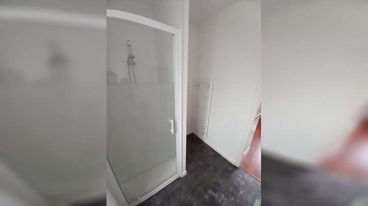 Ma-Cabane - Location Appartement Laval, 15 m²