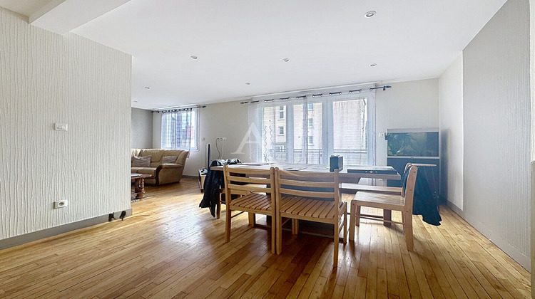 Ma-Cabane - Location Appartement LAVAL, 65 m²