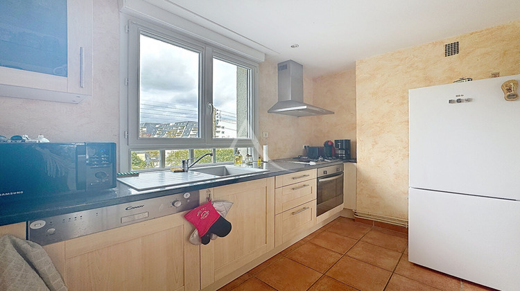 Ma-Cabane - Location Appartement LAVAL, 65 m²