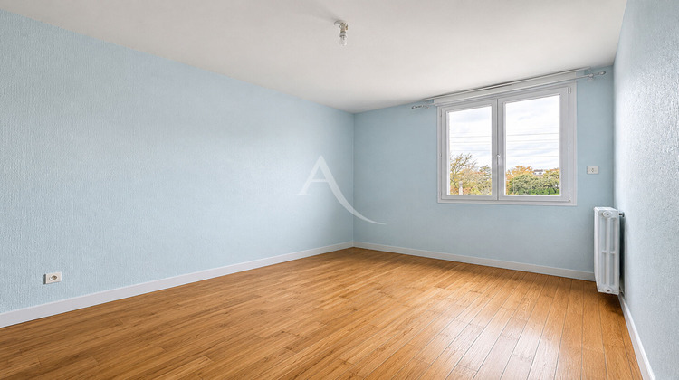 Ma-Cabane - Location Appartement LAVAL, 65 m²