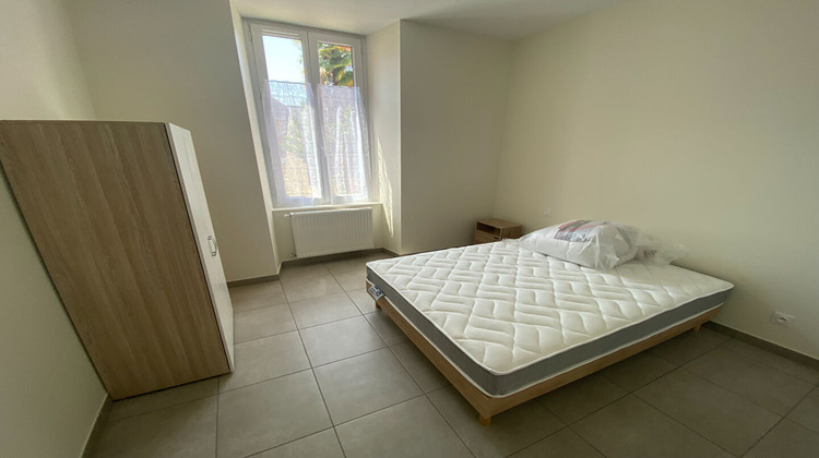 Ma-Cabane - Location Appartement LAVAL, 29 m²