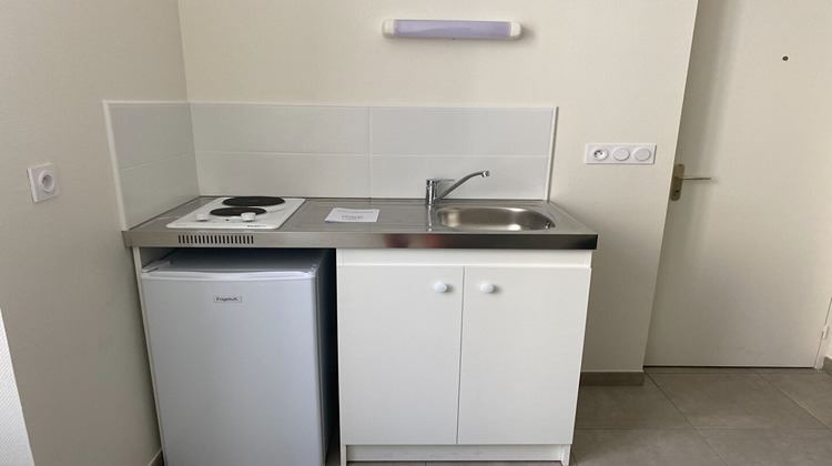 Ma-Cabane - Location Appartement LAVAL, 29 m²