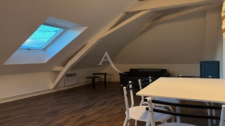 Ma-Cabane - Location Appartement LAVAL, 25 m²