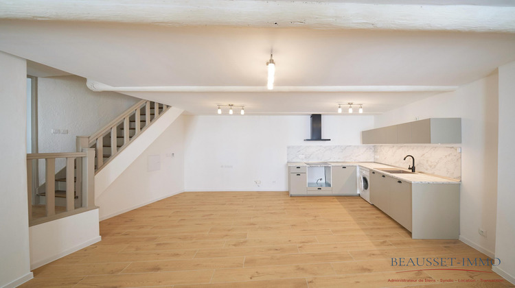 Ma-Cabane - Location Appartement Le Beausset, 50 m²