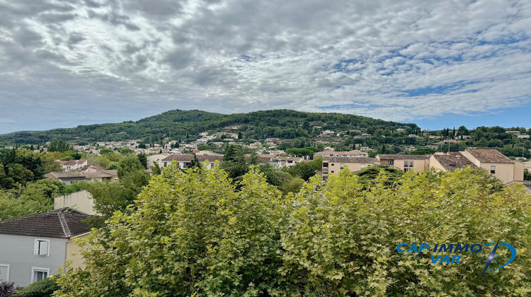Ma-Cabane - Location Appartement Le Beausset, 137 m²