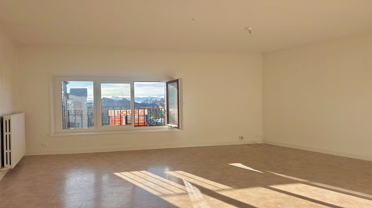 Ma-Cabane - Location Appartement LE BOIS-D'OINGT, 68 m²