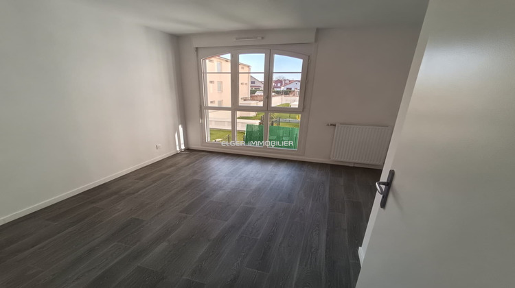 Ma-Cabane - Location Appartement Le Bourget, 66 m²