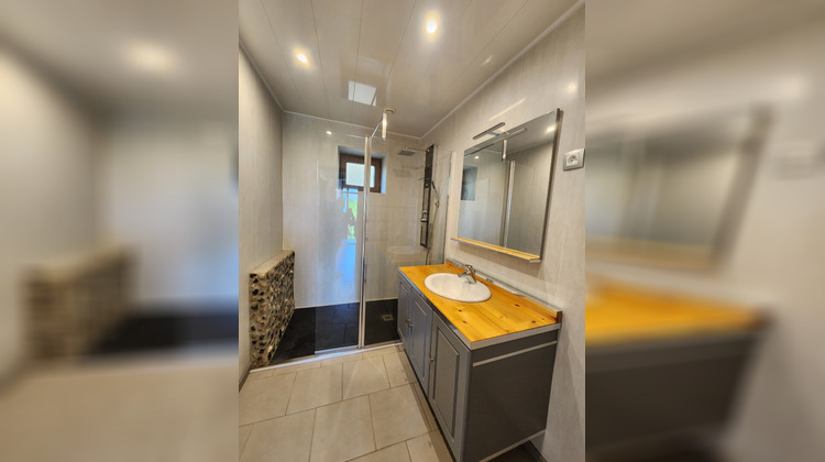 Ma-Cabane - Location Appartement LE BREUIL, 61 m²