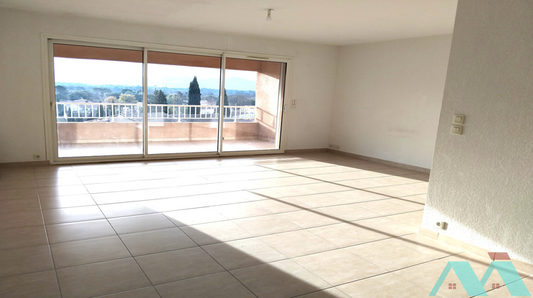 Ma-Cabane - Location Appartement Le Cannet-des-Maures, 88 m²