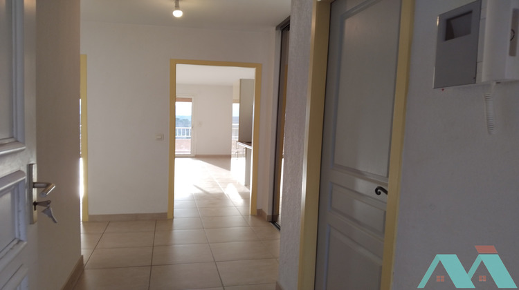 Ma-Cabane - Location Appartement Le Cannet-des-Maures, 88 m²