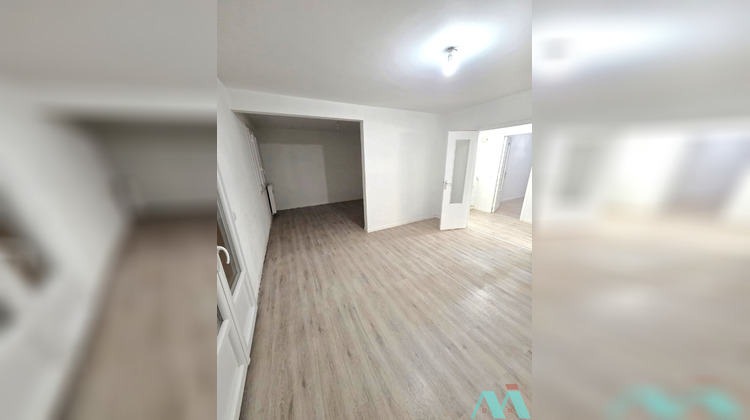 Ma-Cabane - Location Appartement Le Cannet-des-Maures, 74 m²