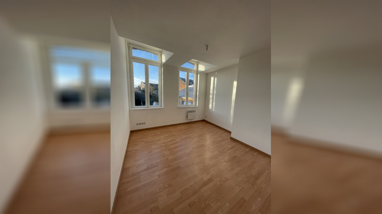 Ma-Cabane - Location Appartement Le Cateau-Cambrésis, 61 m²