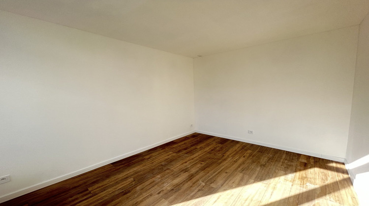 Ma-Cabane - Location Appartement Le Cateau-Cambrésis, 33 m²